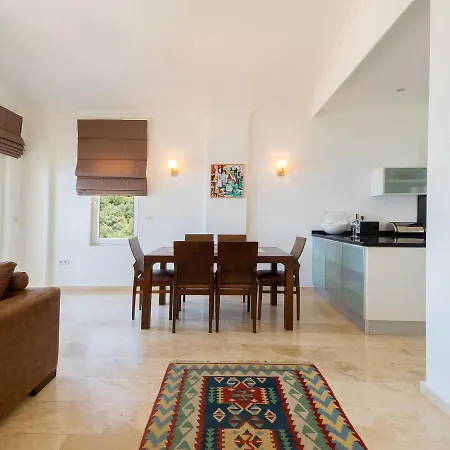 Hideaway Penthouse *