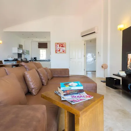 Апартаменты Hideaway Penthouse