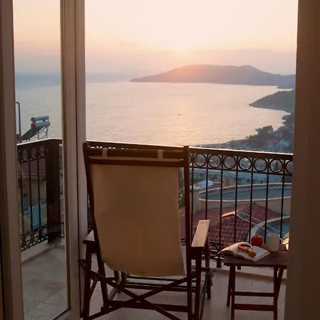 Hideaway Penthouse Apartment