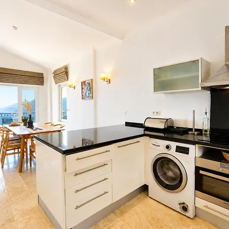 Hideaway Penthouse شقة *