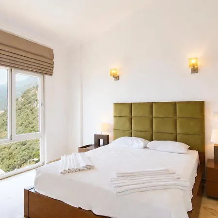 Hideaway Penthouse *