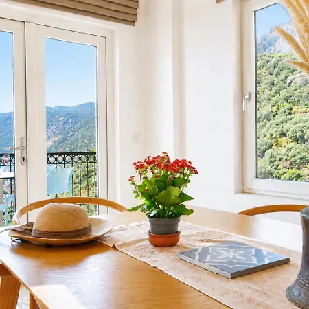 Hideaway Penthouse كاس